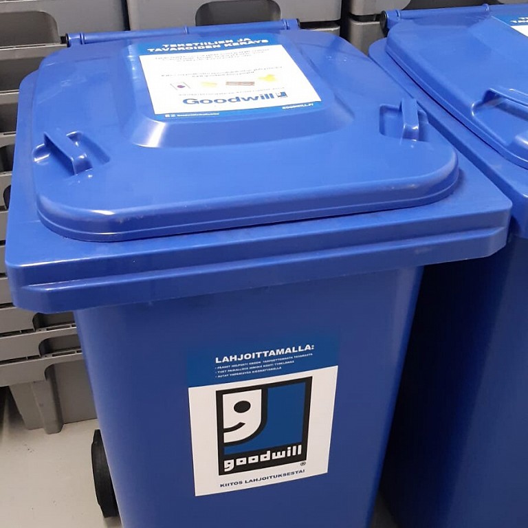 Mitä jos voisit jättää lahjoitukset samalla, kun viet roskat?